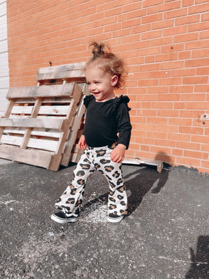 RTS: Cream Leopard Flares